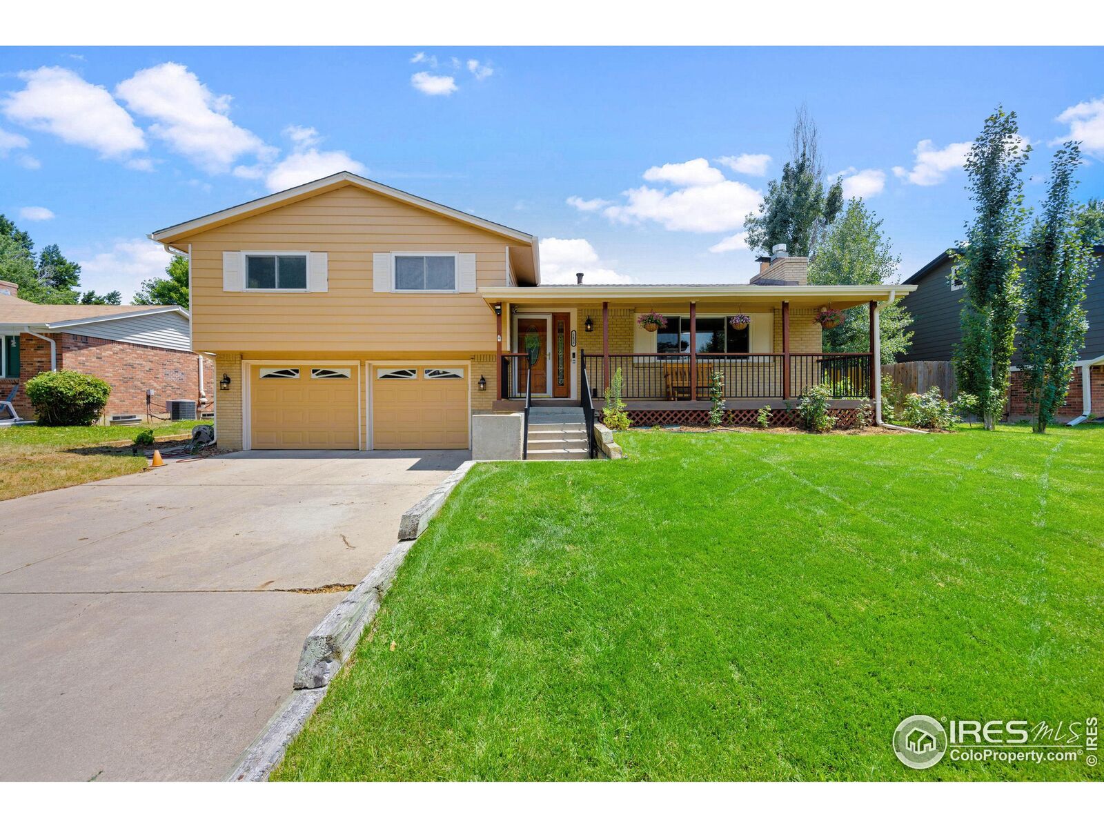 Property Photo:  1438 S Pratt Pkwy  CO 80501 