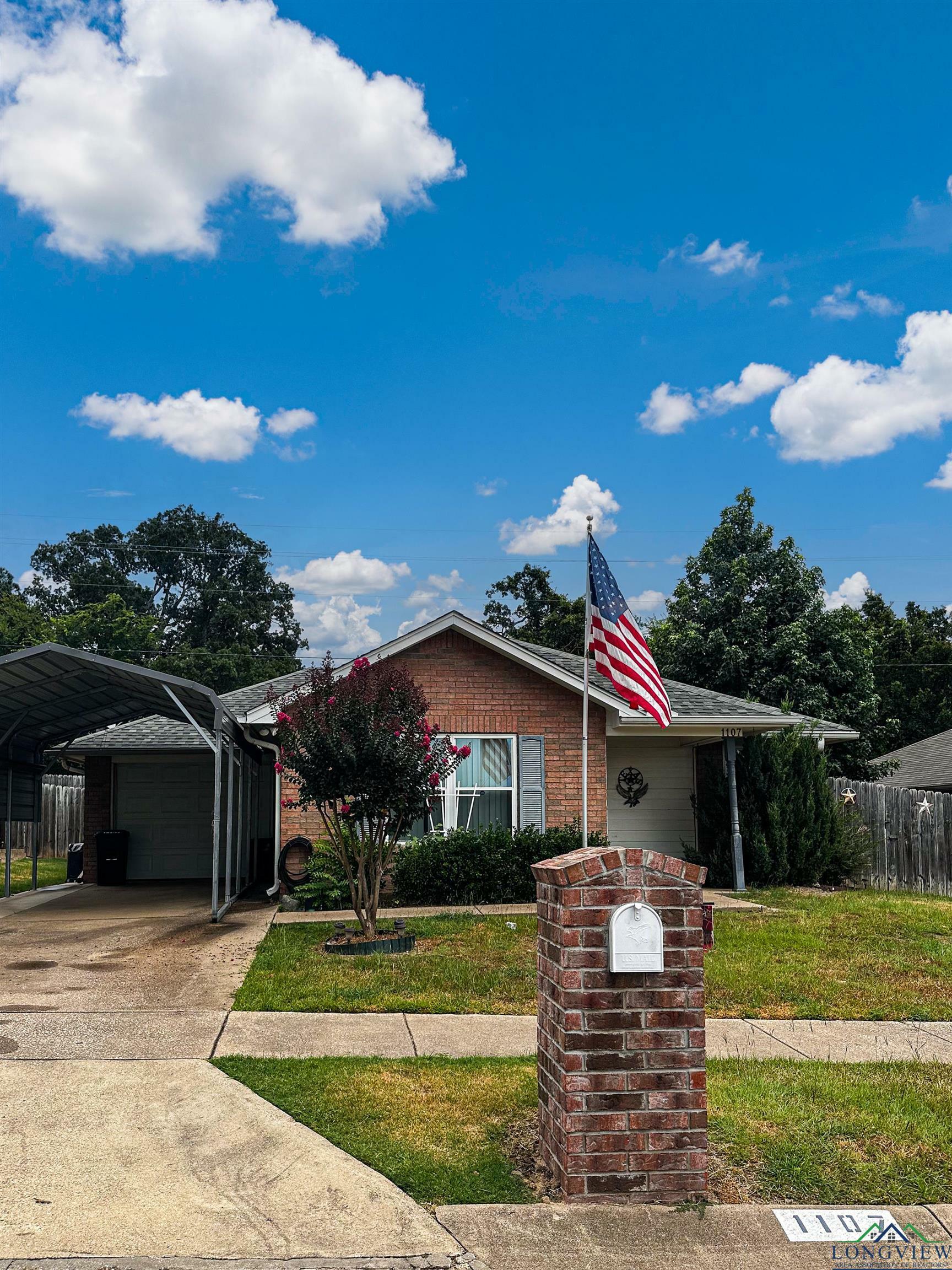 Property Photo:  1107 Woodlands Park Drive  TX 75771 