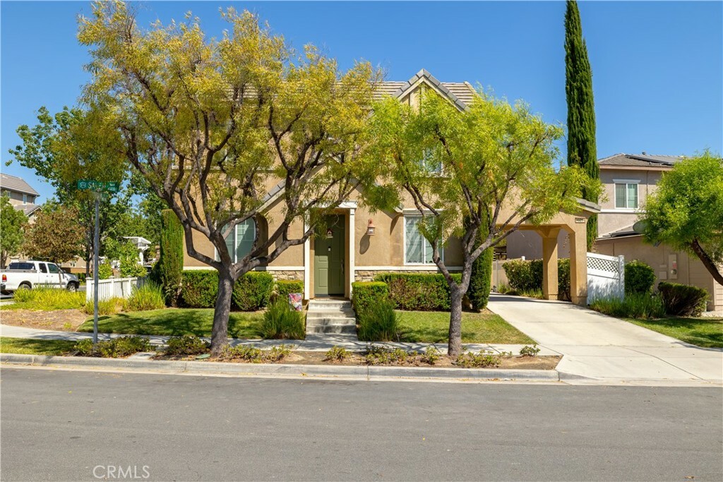 Property Photo:  40294 Salem Way  CA 92591 