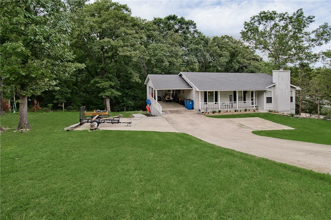 Property Photo:  126 Kincardine Drive  AR 72715 