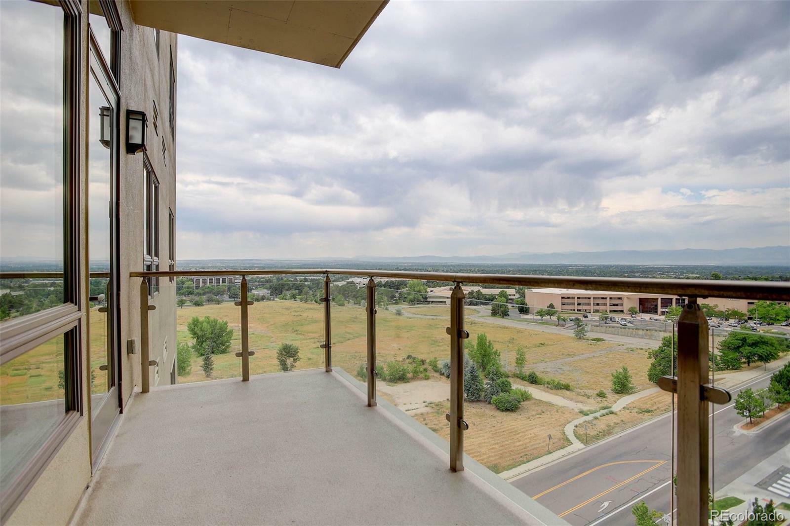 Property Photo:  7600 Landmark Way 913-2  CO 80111 