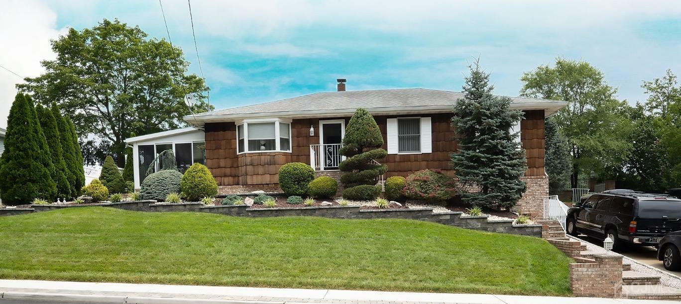 Property Photo:  24 S Minnisink Avenue  NJ 08872 