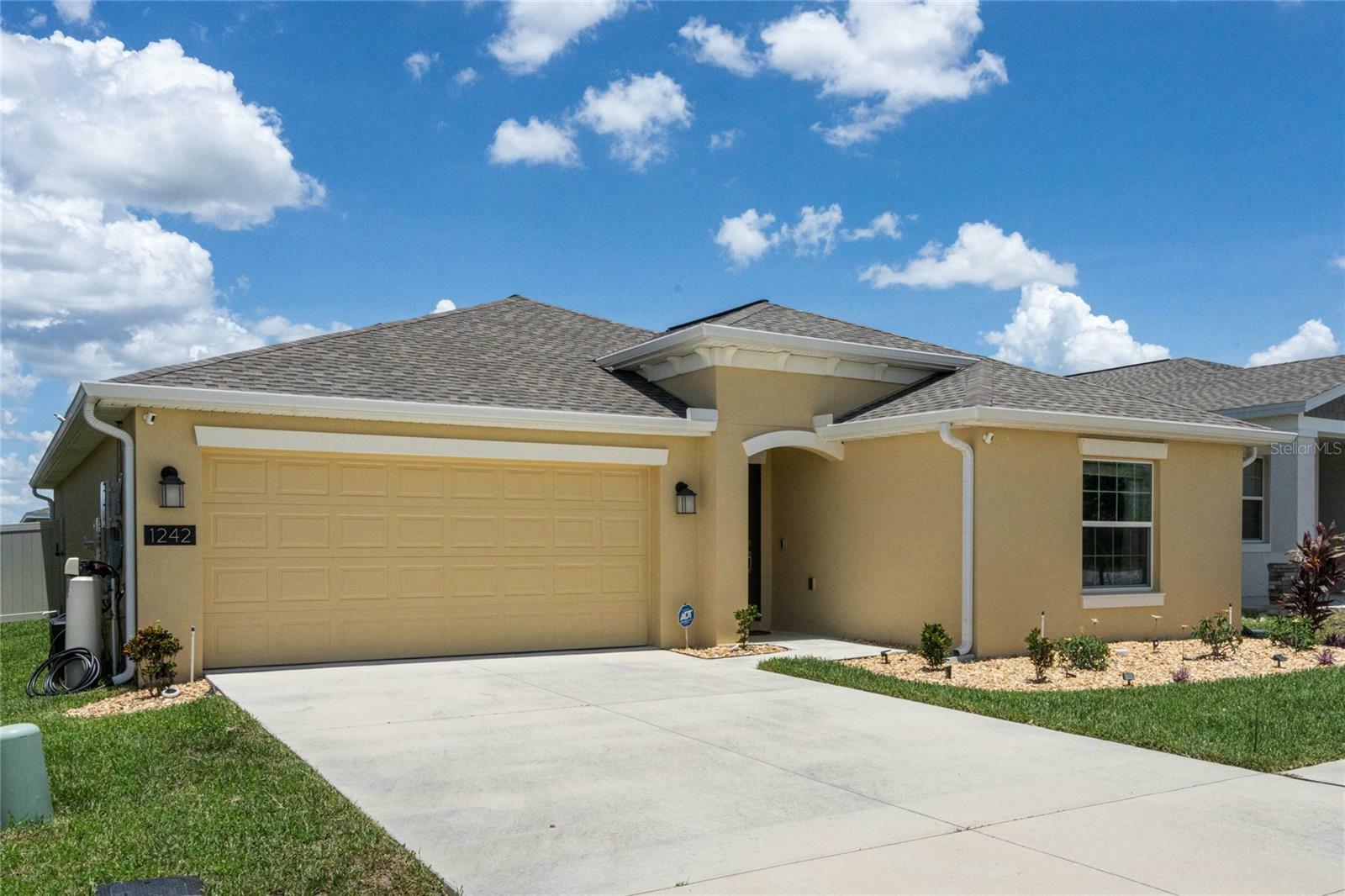 Property Photo:  1242 Lassen Street  FL 33844 