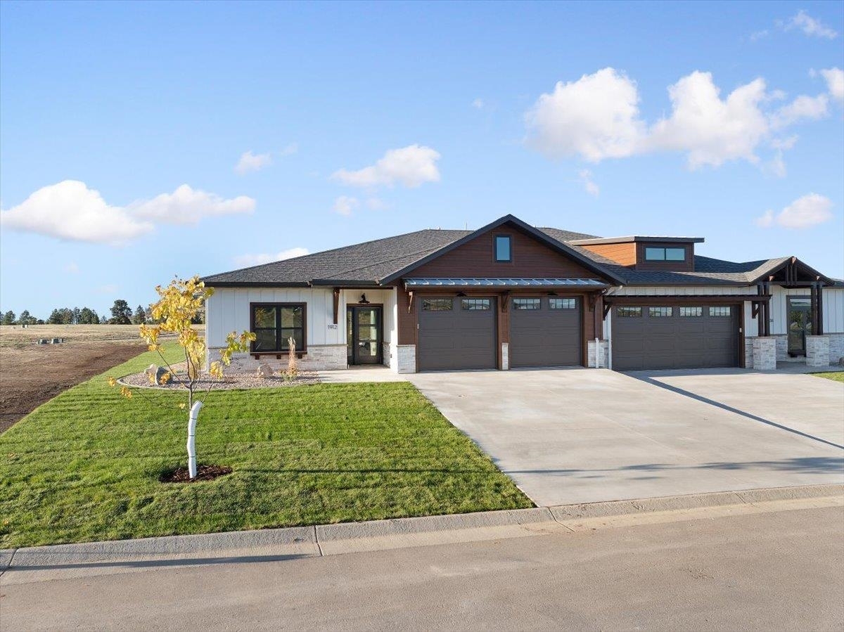 Property Photo:  1912 Pronghorn Road  SD 57783 