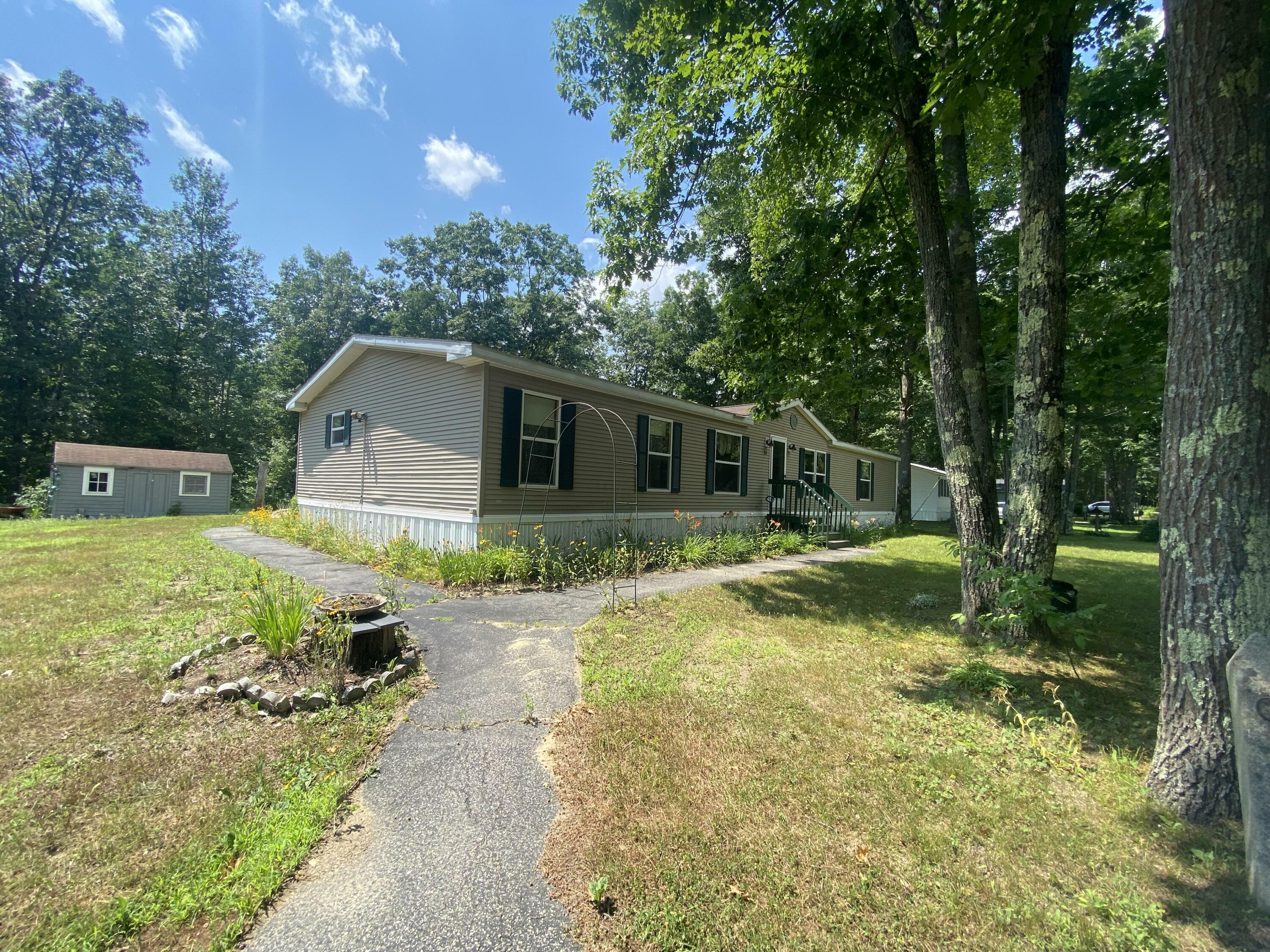 Property Photo:  11 Shagbark Lane  ME 04073 