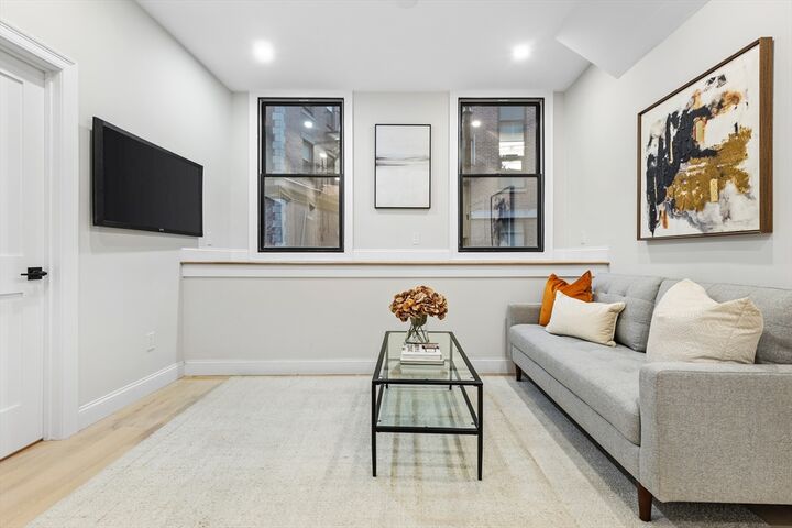 Property Photo:  166 Salem St A  MA 02113 