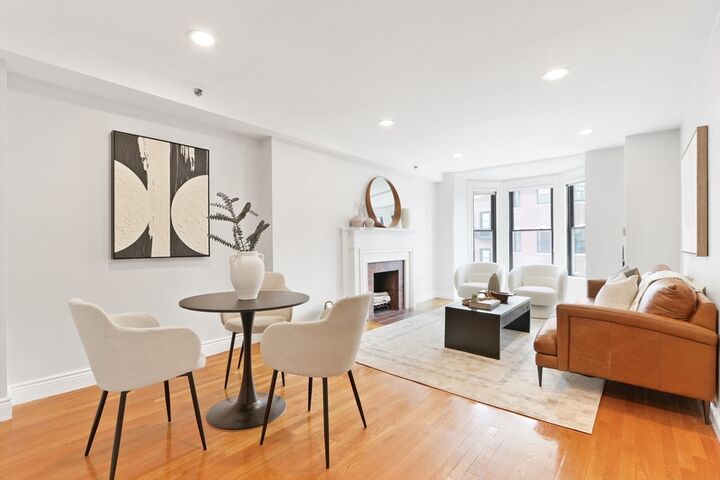 Property Photo:  10 Charlesgate East 403  MA 02215 