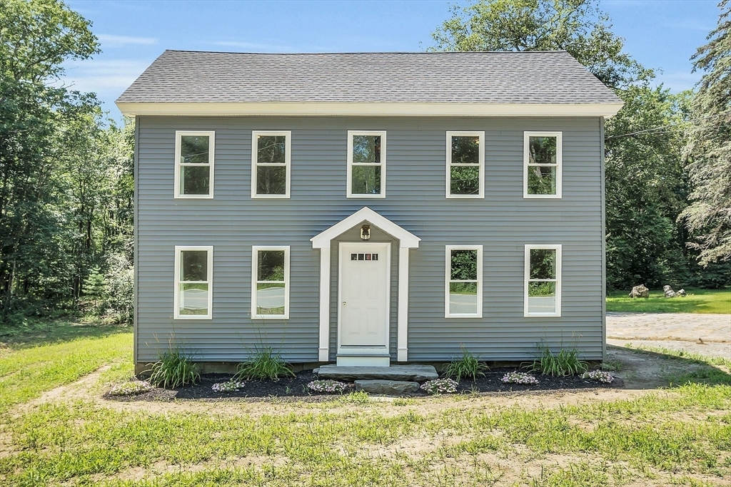 Property Photo:  76 S Royalston Rd  MA 01368 