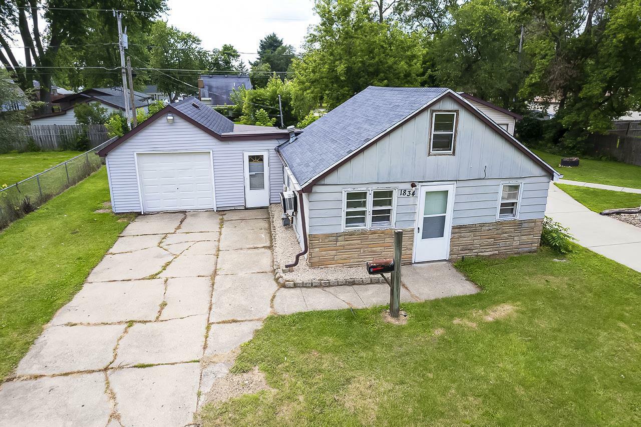 Property Photo:  1834 South Marion Avenue  WI 53546 