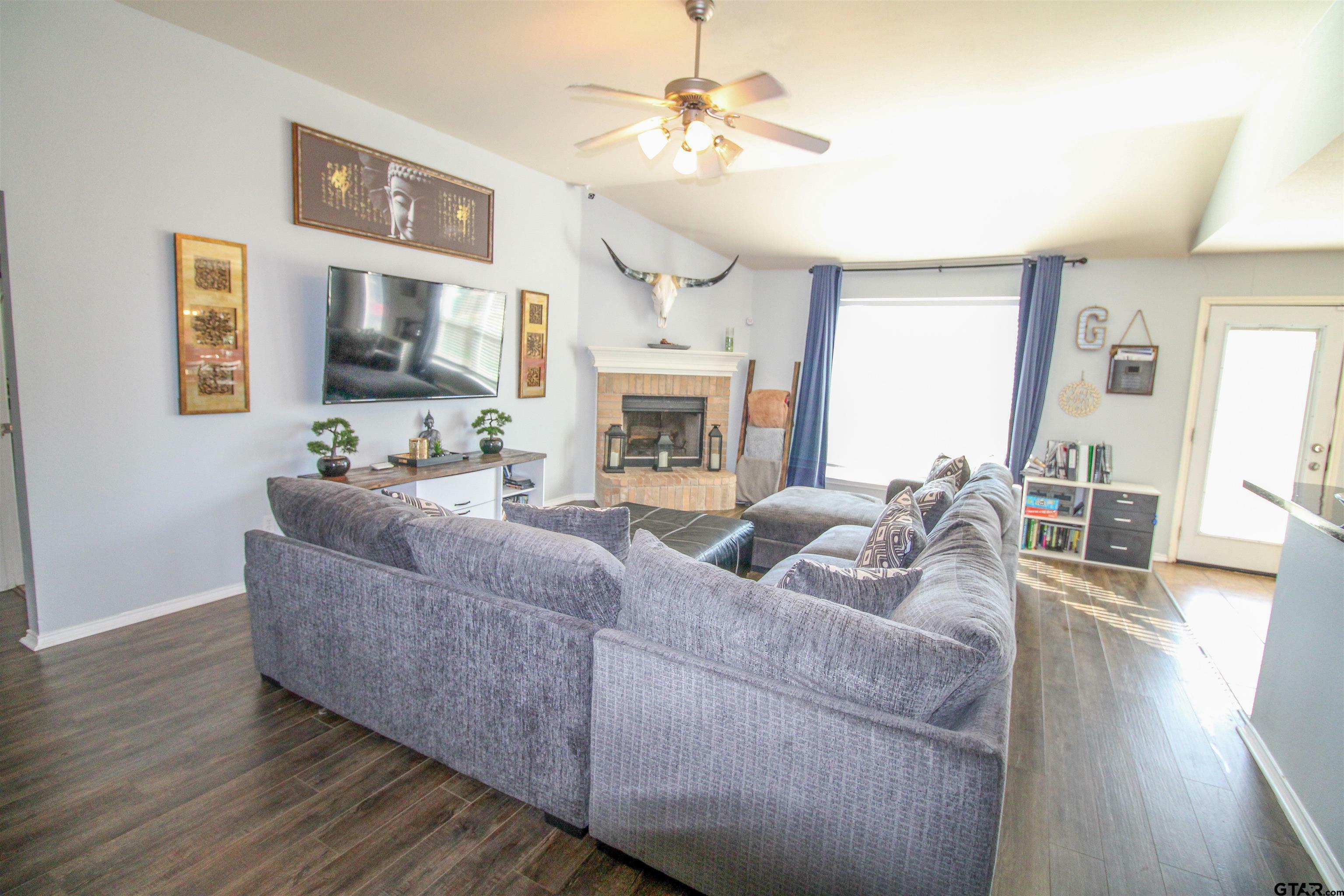 Property Photo:  268 Cass Circle  TX 75762 