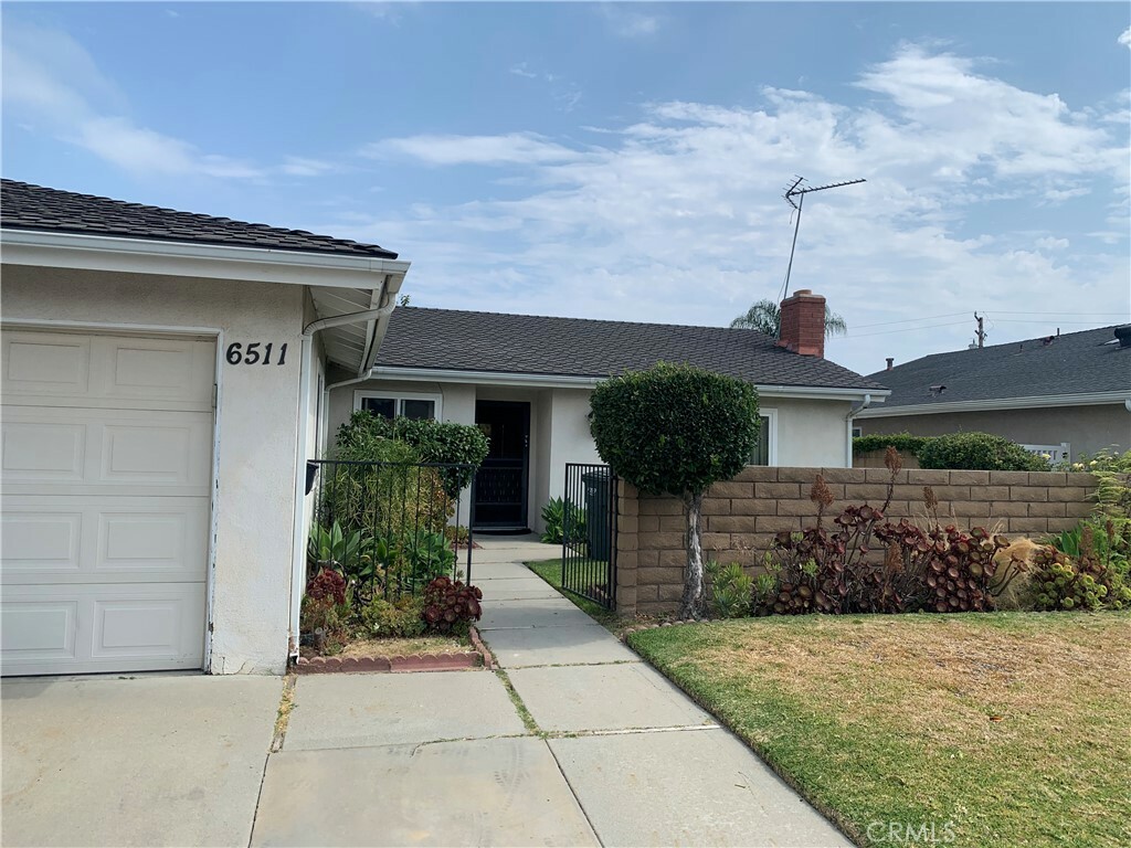 Property Photo:  6511 San Gabriel Circle  CA 90620 