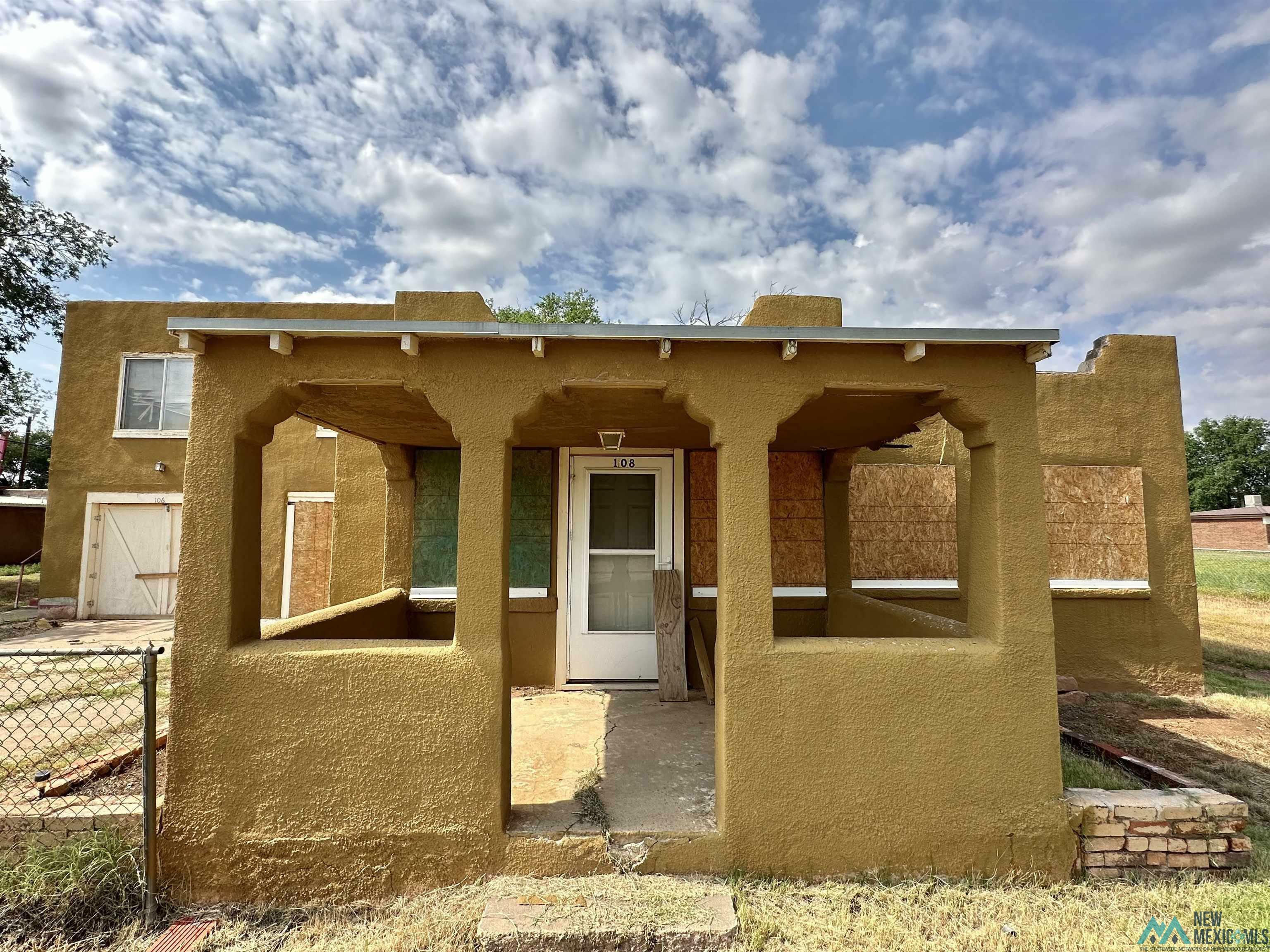 Property Photo:  106/108 Dianne Drive  NM 88101 