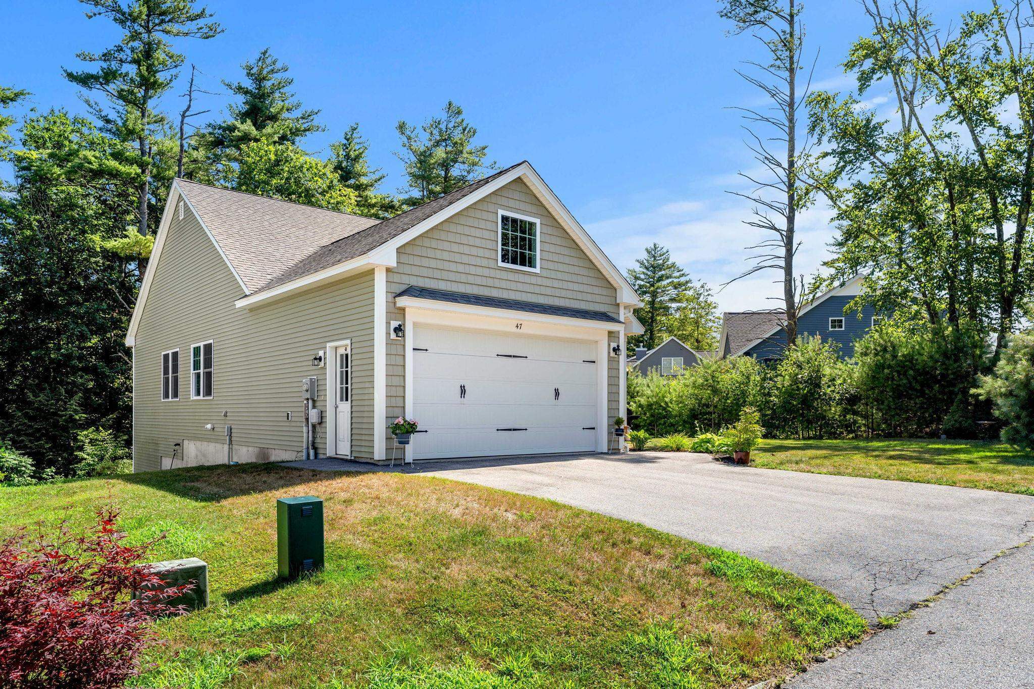 Property Photo:  47 Picnic Rock Drive  NH 03820 