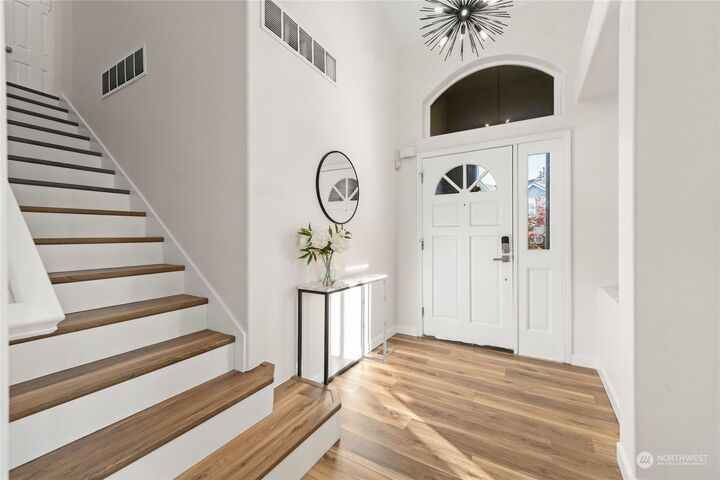 Property Photo: 12006 SE 312th Lane 1A WA 98092