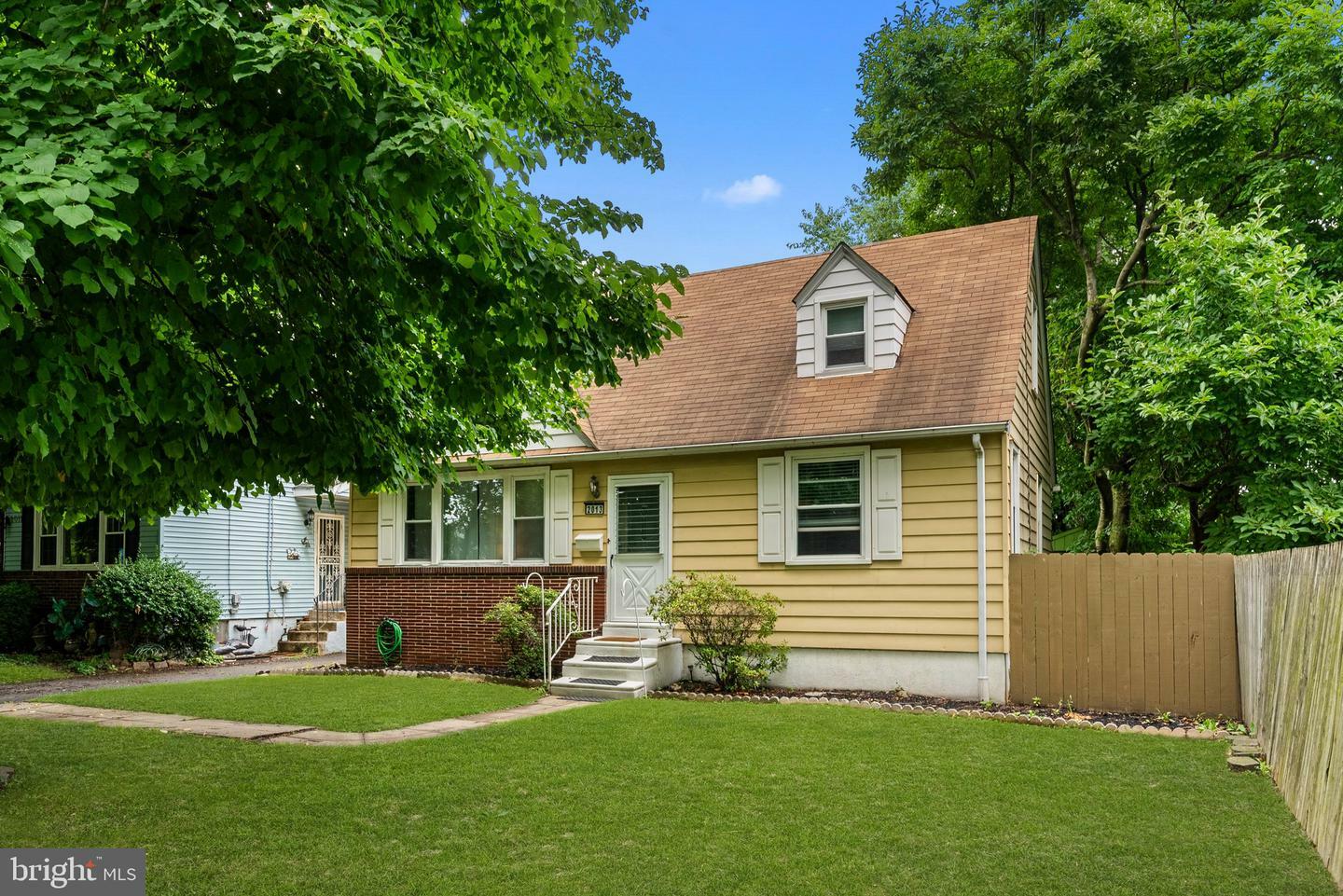 Property Photo:  2013 Sanford Street  PA 19116 