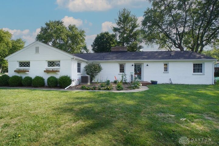 1052 Kenbrook Drive  Beavercreek Township OH 45430 photo