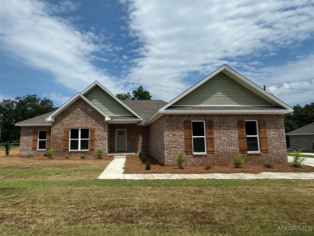 Property Photo:  3966 Deatsville Highway  AL 36022 