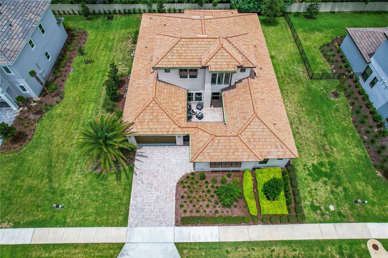 Property Photo: 10193 Brocksport Circle FL 34734