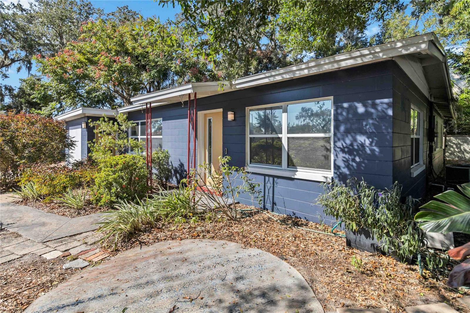 Property Photo:  1055 Cherokee Avenue  FL 32789 