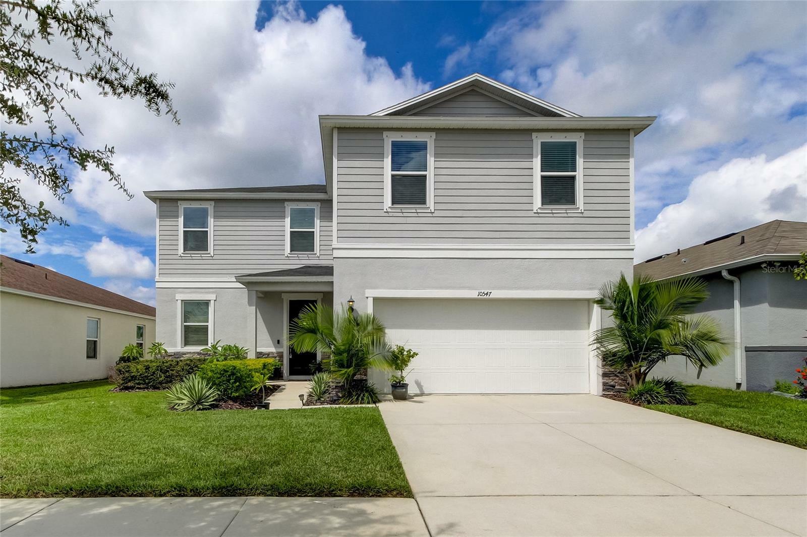 Property Photo:  10547 Laguna Plains Drive  FL 33578 