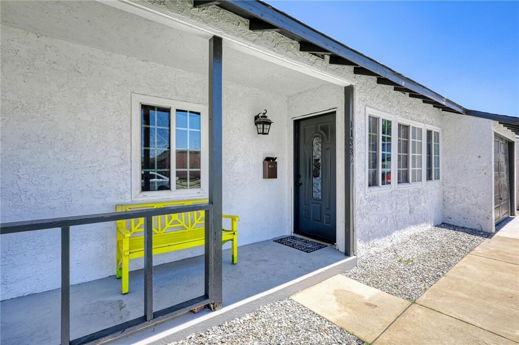 Property Photo: 11332 Gwynne Avenue CA 90650