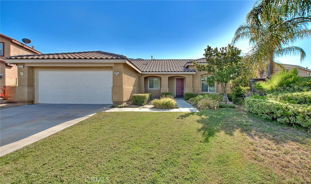 Property Photo:  32917 Autumn Wood Circle  CA 92530 