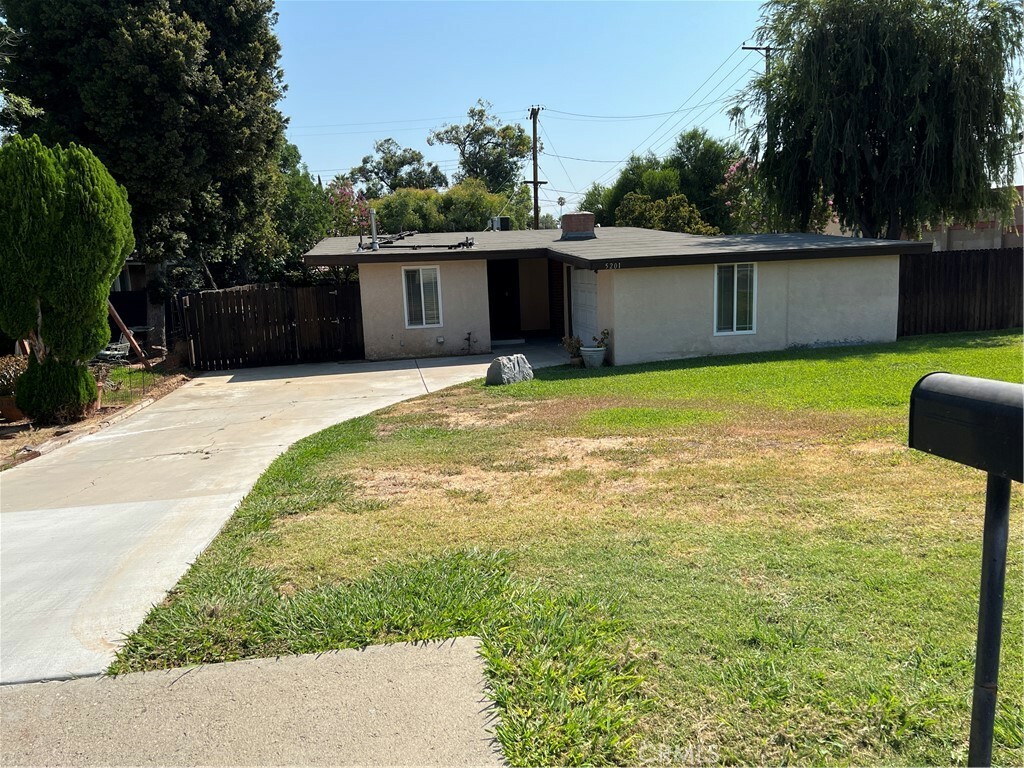 Property Photo:  5201 Old Mill Road  CA 92504 