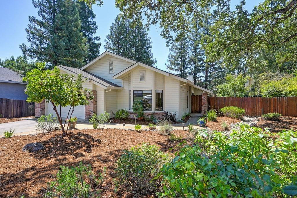 Property Photo:  1403 Spring Valley  CA 95661 