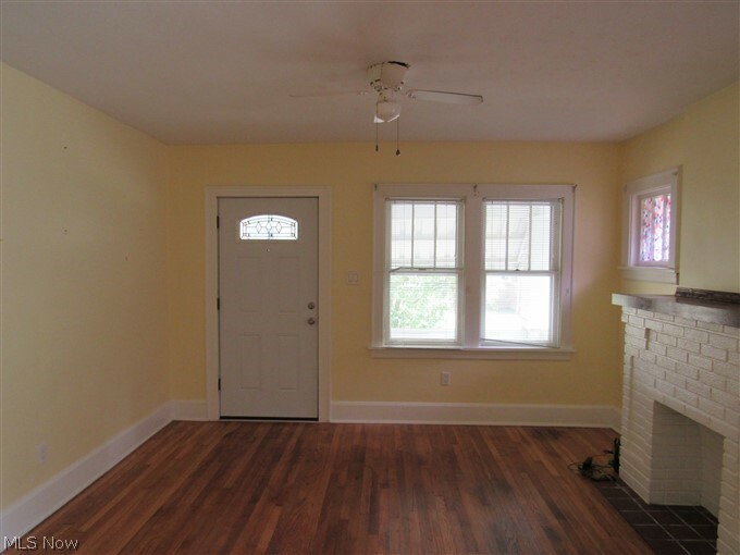 Property Photo:  1126 Sawyer Avenue  OH 44310 