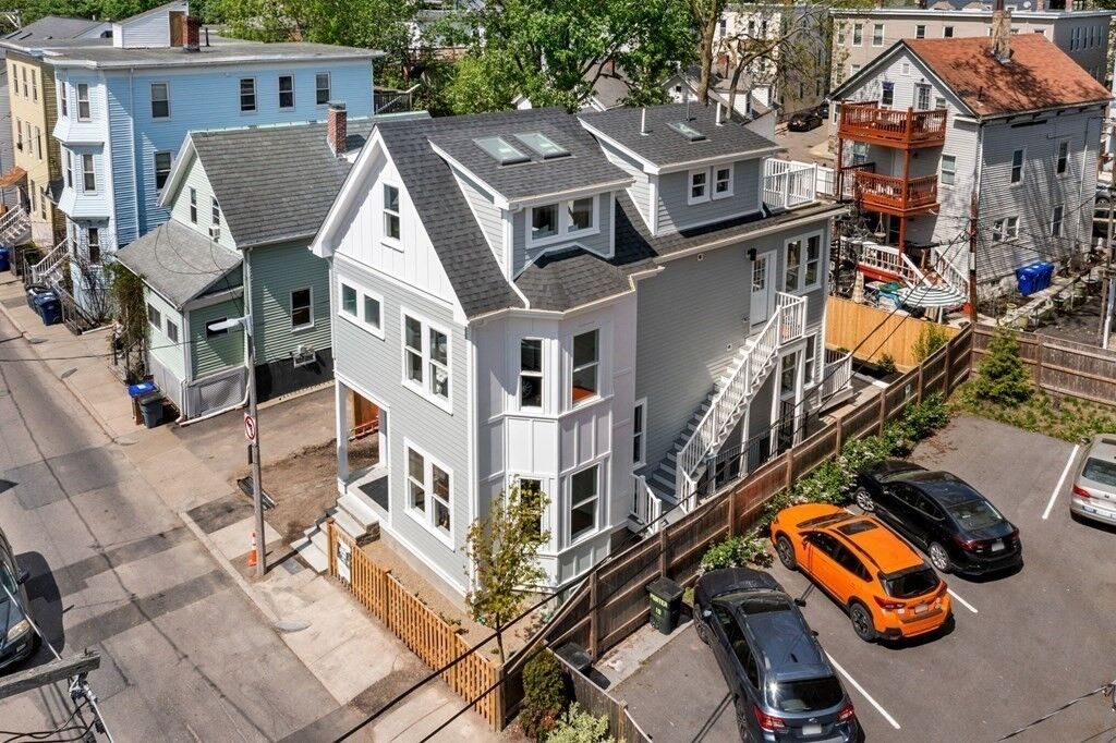 Property Photo: 14 Porter St 14 MA 02130