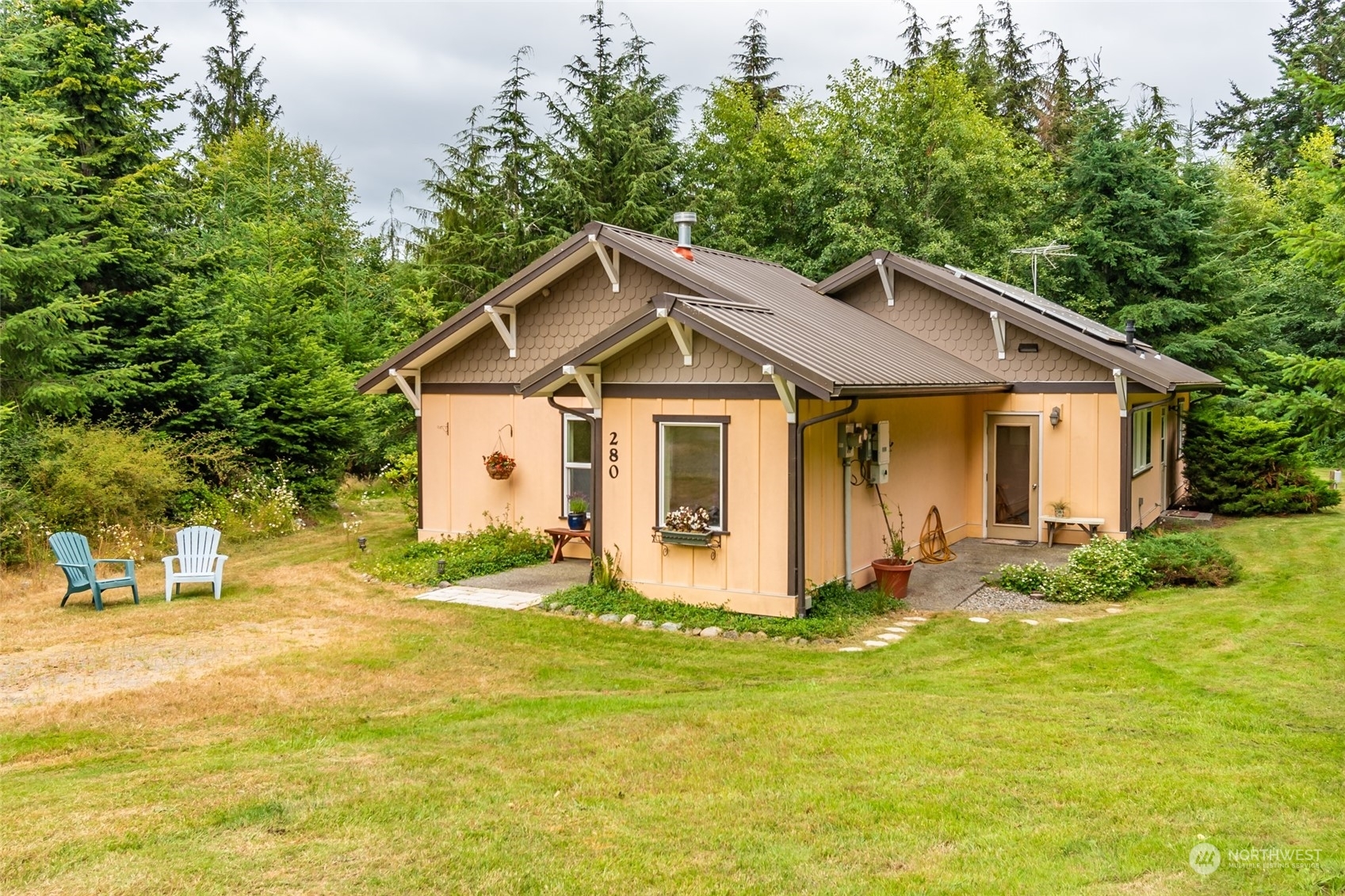 Property Photo:  280 Squire Road  WA 98239 