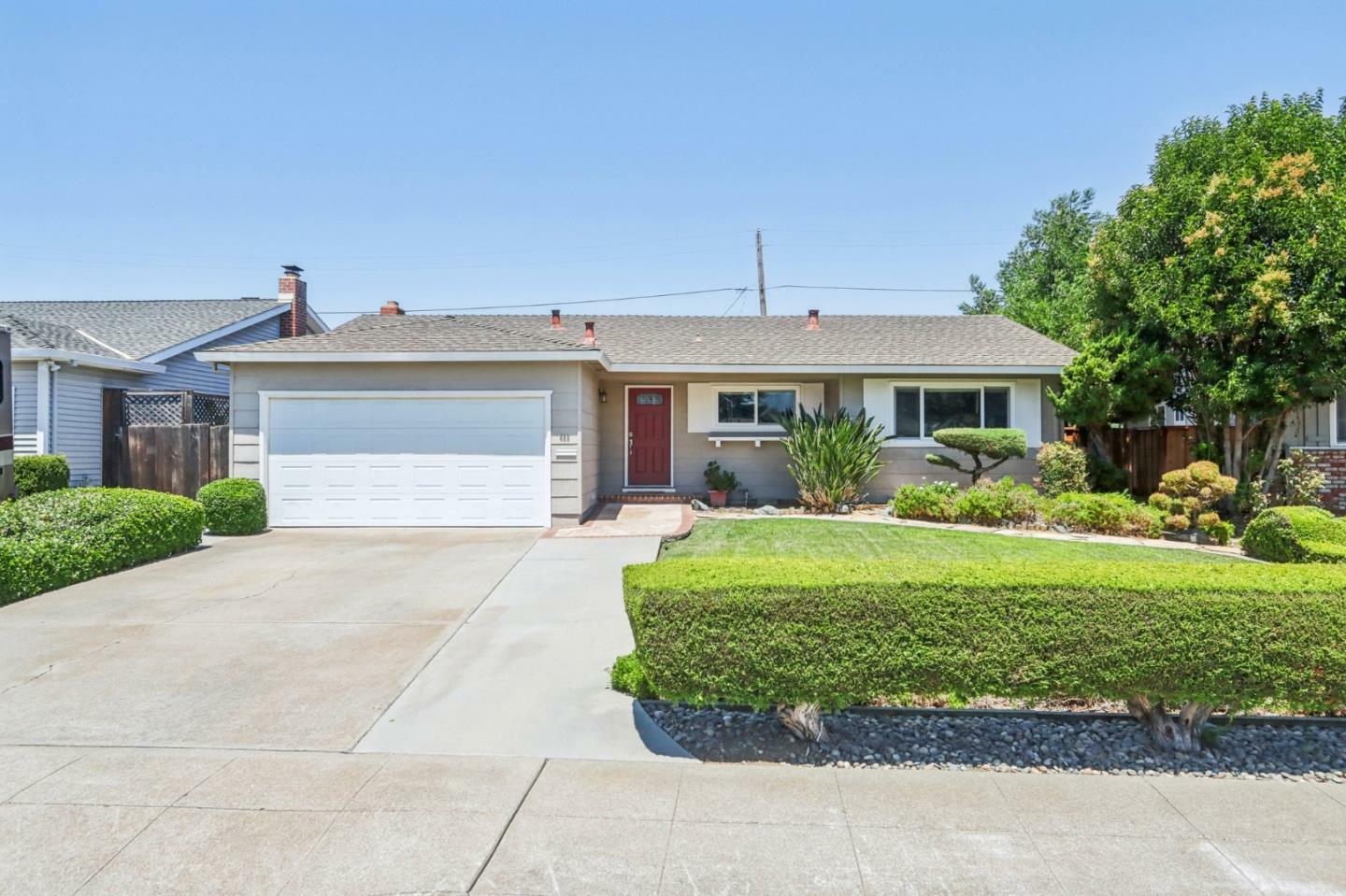 Property Photo:  489 Oakwood Drive  CA 95054 