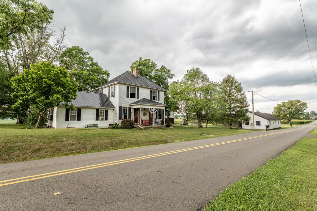 Property Photo:  1446 Snyder Road  OH 45644 