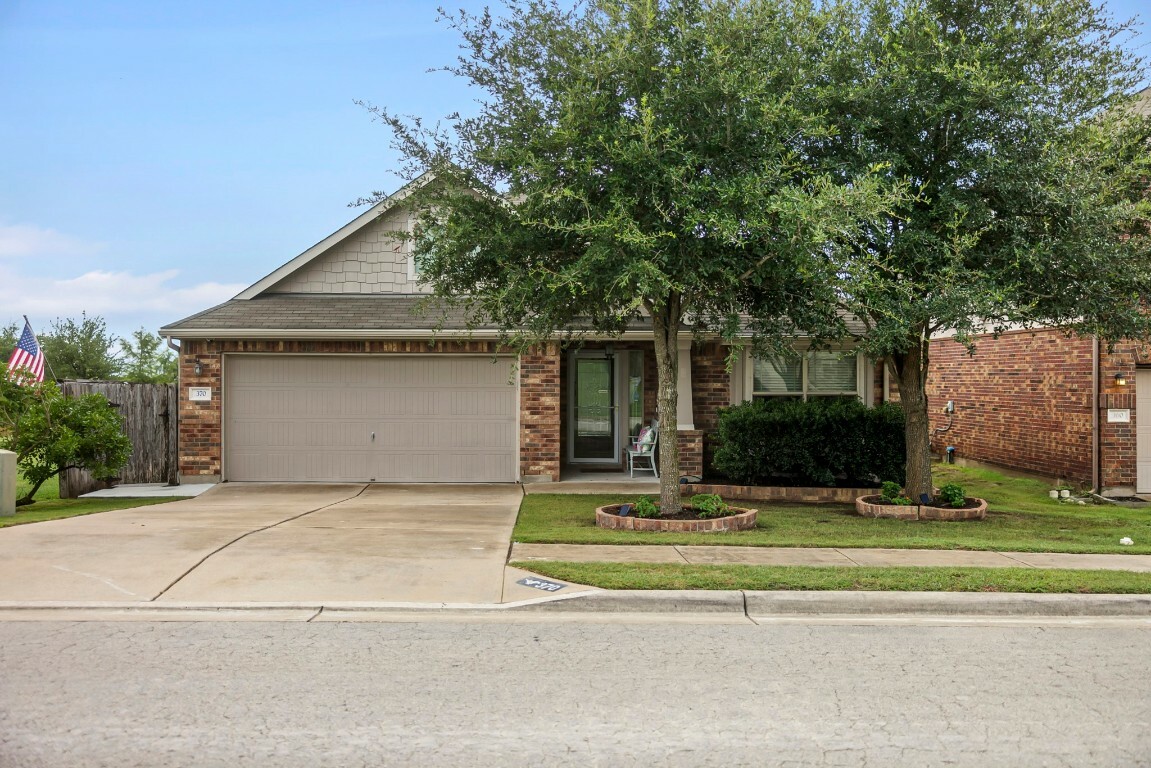 Property Photo:  370 Travertine Trail  TX 78610 