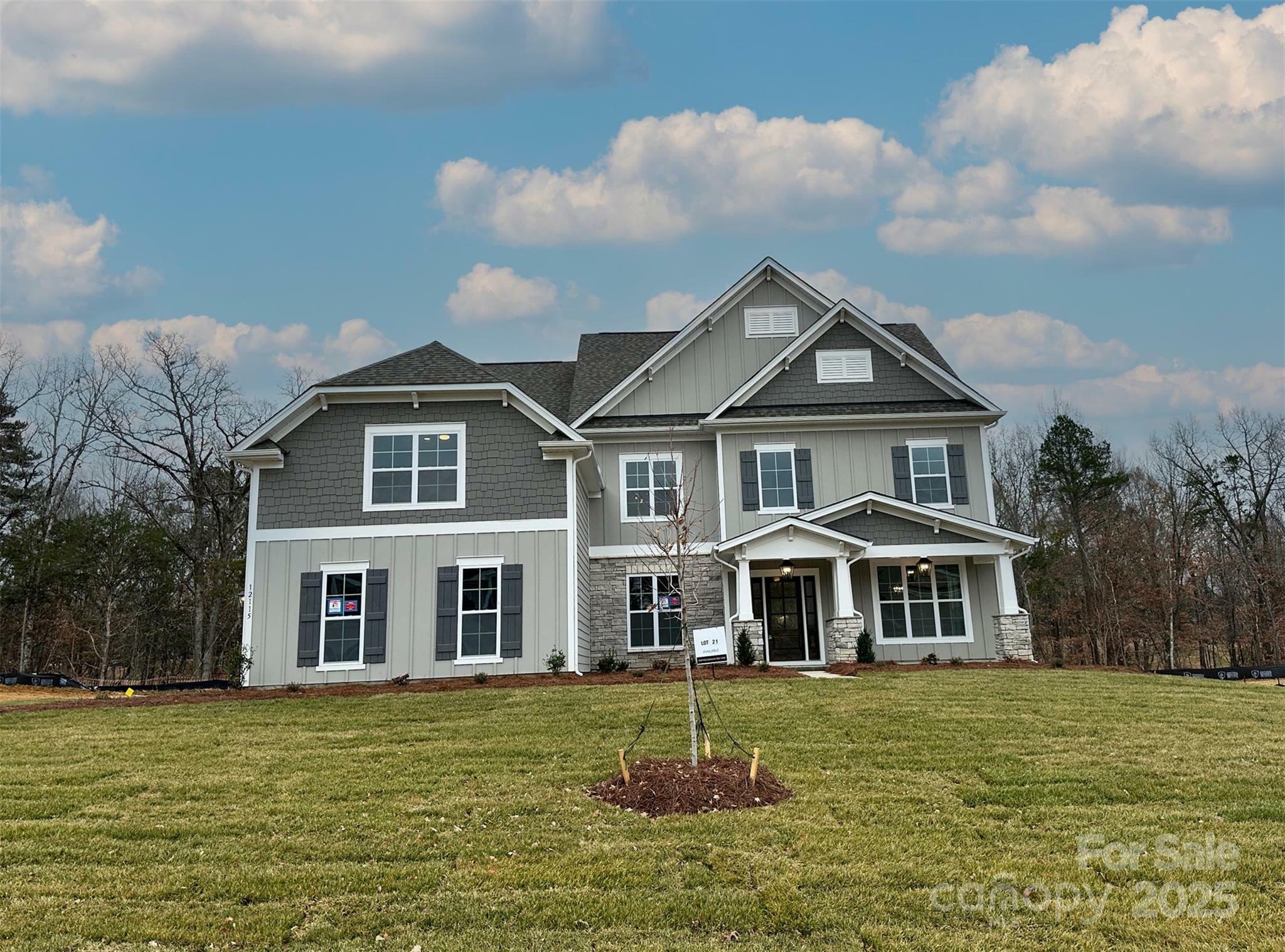 Property Photo: 12115 Sessile Drive Oak0021 NC 28227