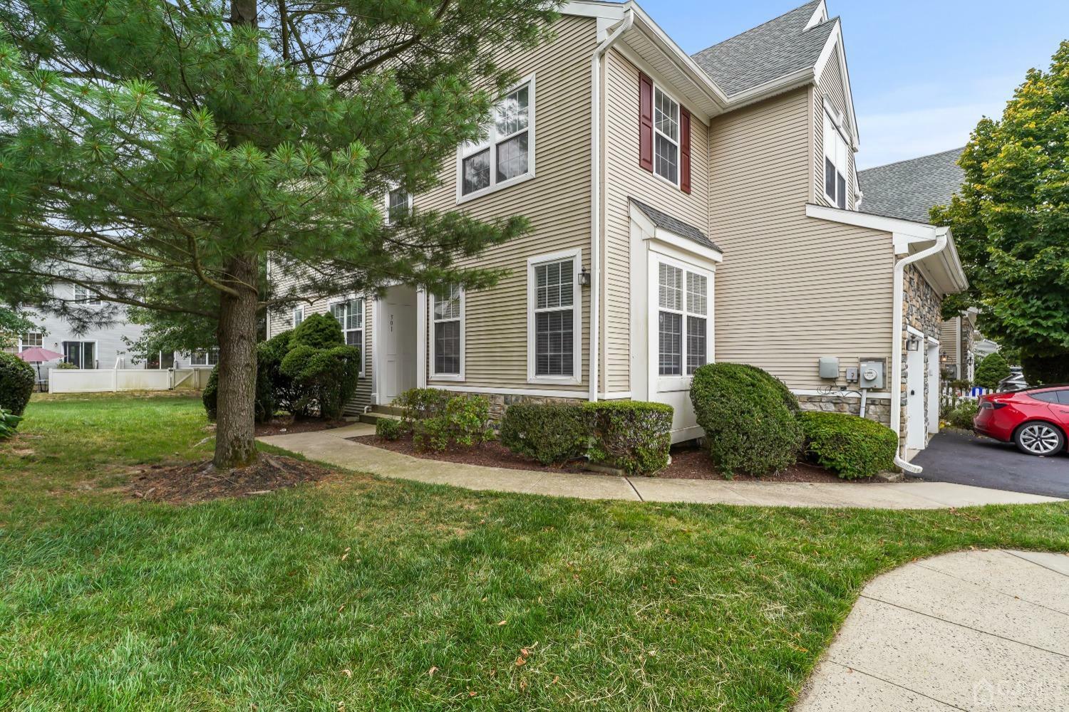 Property Photo:  501 Dahlia Circle  NJ 08810 