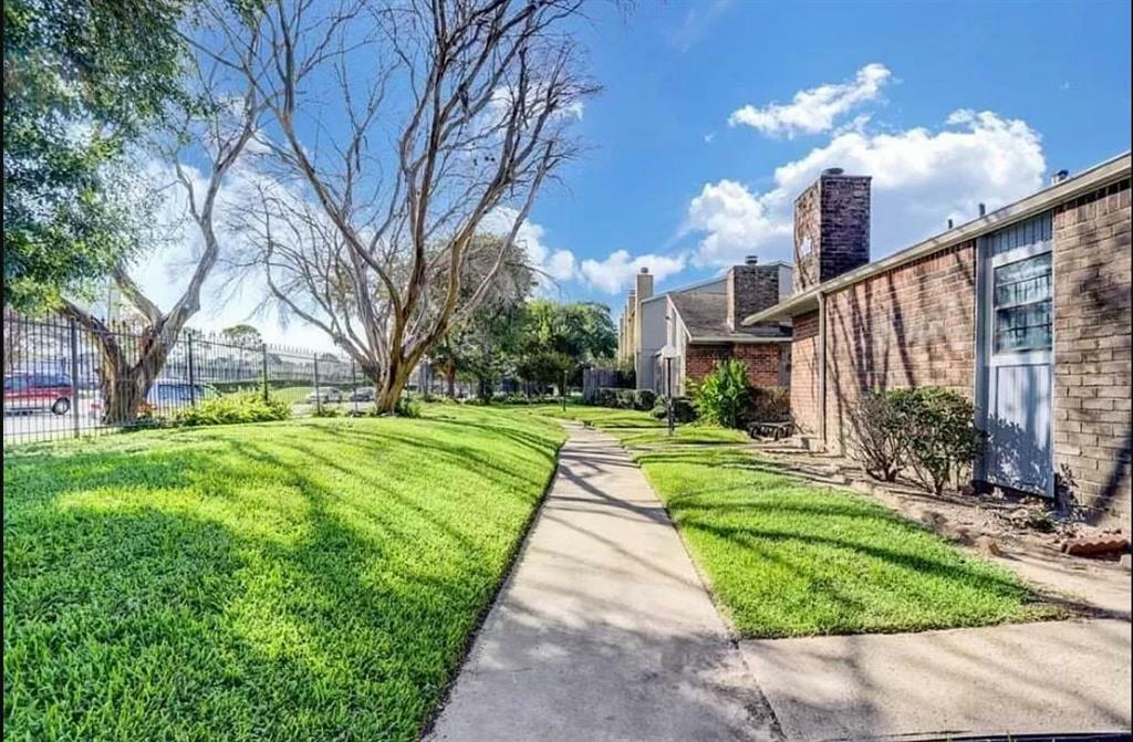 Property Photo:  9550 Deering Drive 210  TX 77036 