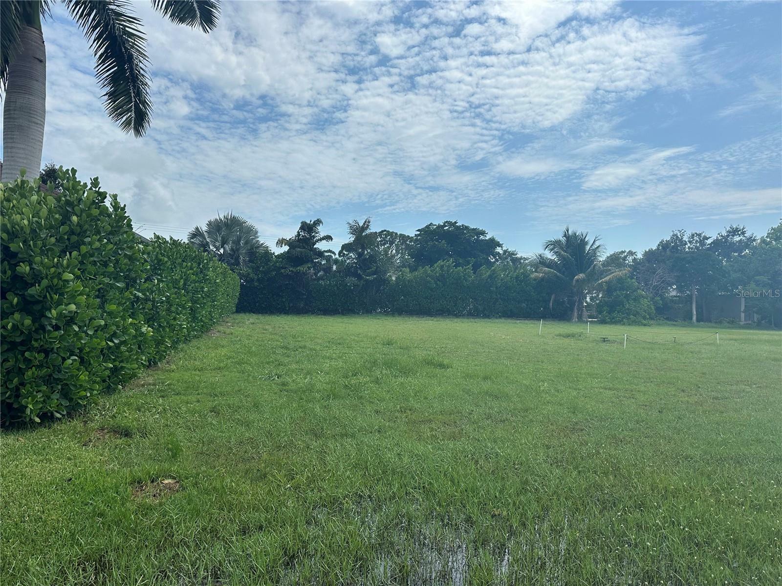 Property Photo:  60 Tahiti Road  FL 34145 