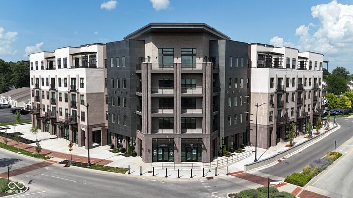 1155 S Rangeline Road 501  Carmel IN 46032 photo