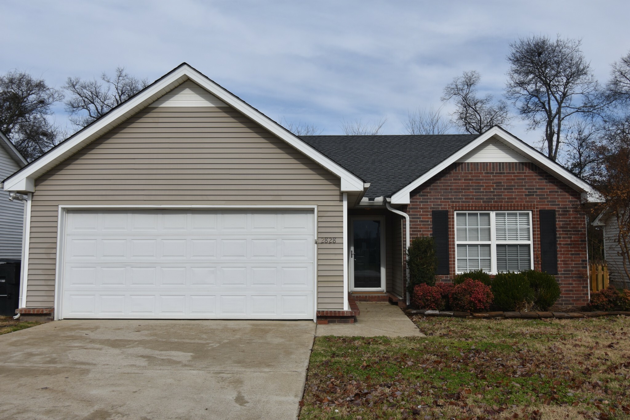 Property Photo:  2828 Roscommon Dr  TN 37128 