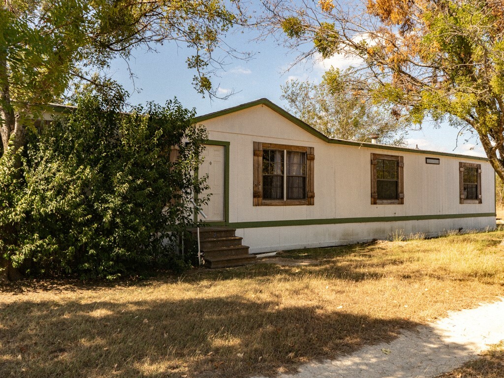 Property Photo:  663 Peabody Road  TX 76630 