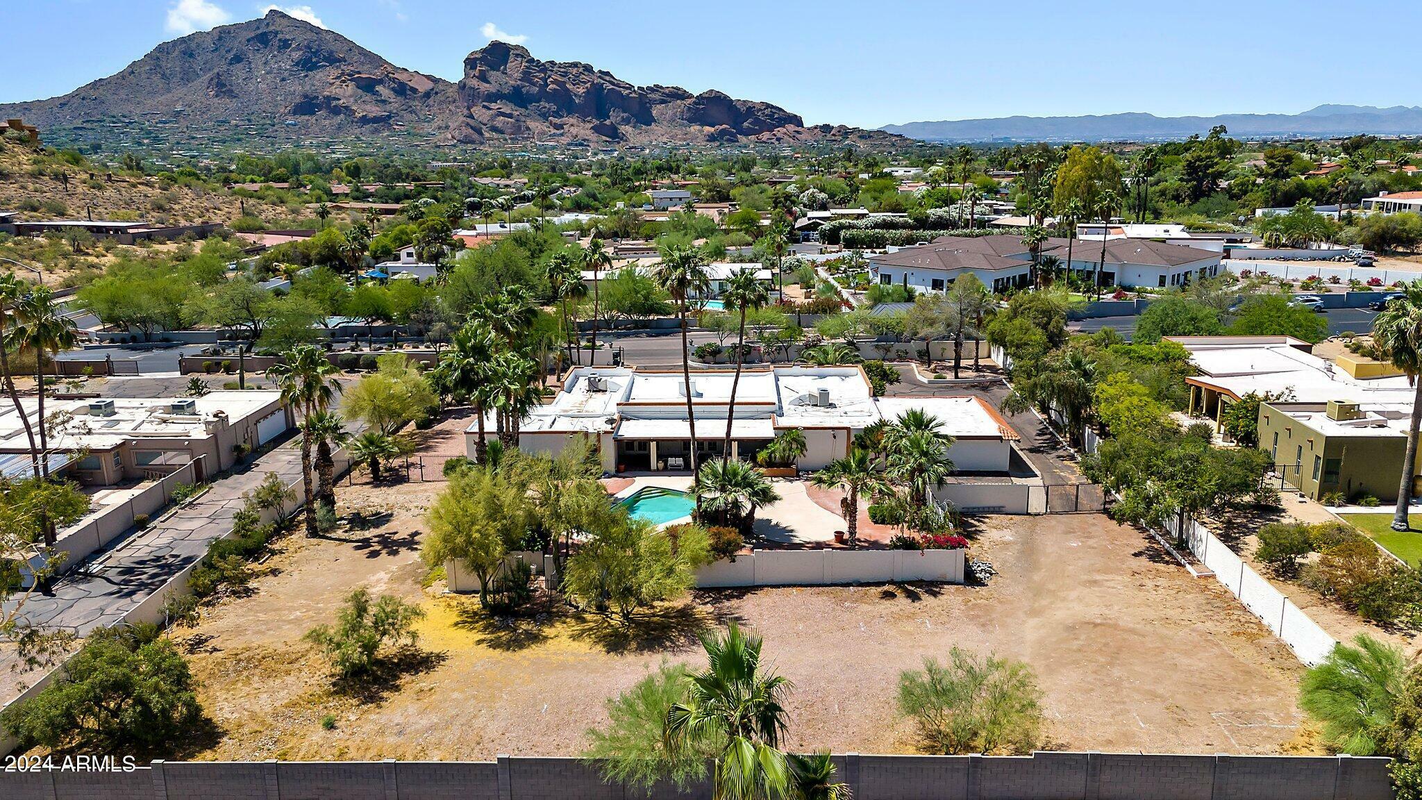 Property Photo:  4828 E Clearwater Parkway 25  AZ 85253 