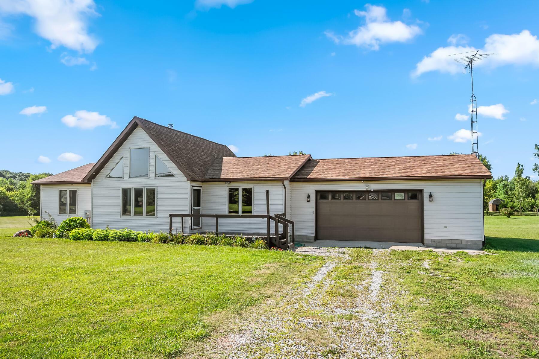 3610 County Road 25  Cardington OH 43315 photo