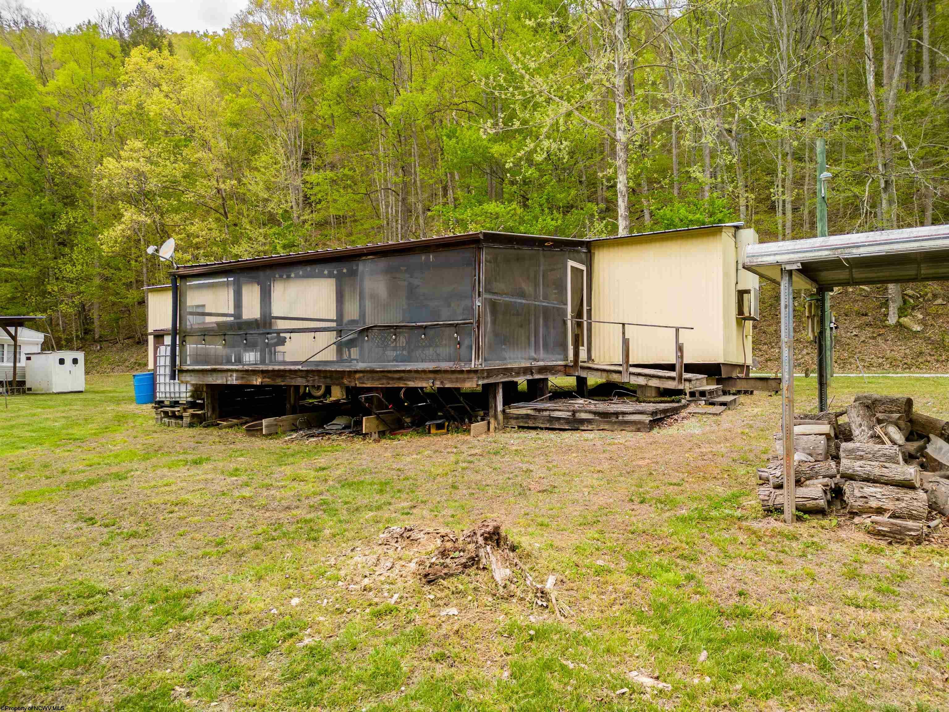 Property Photo:  1320 Lake Lane Road  WV 26631 