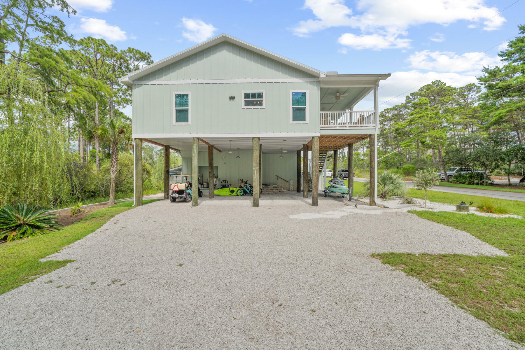 Property Photo:  19 Oak Hill Lane  FL 32459 