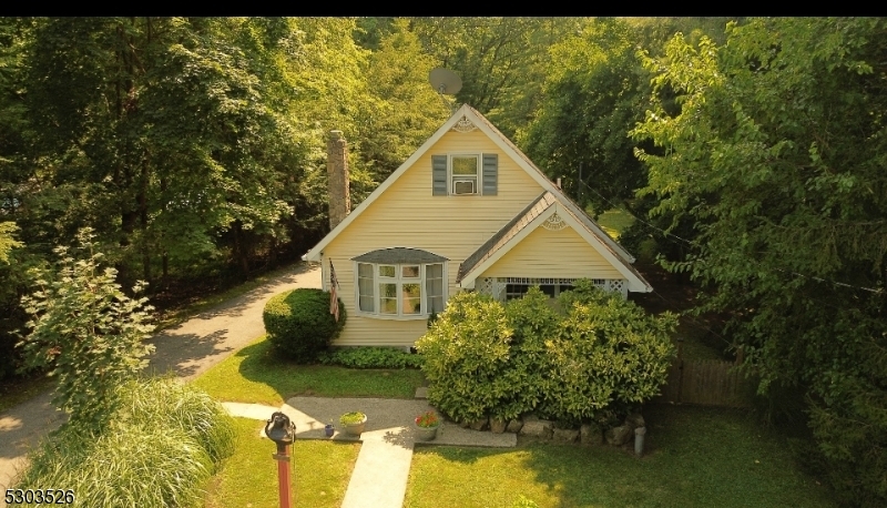 Property Photo:  23 Mellicks Wood Rd  NJ 08865 