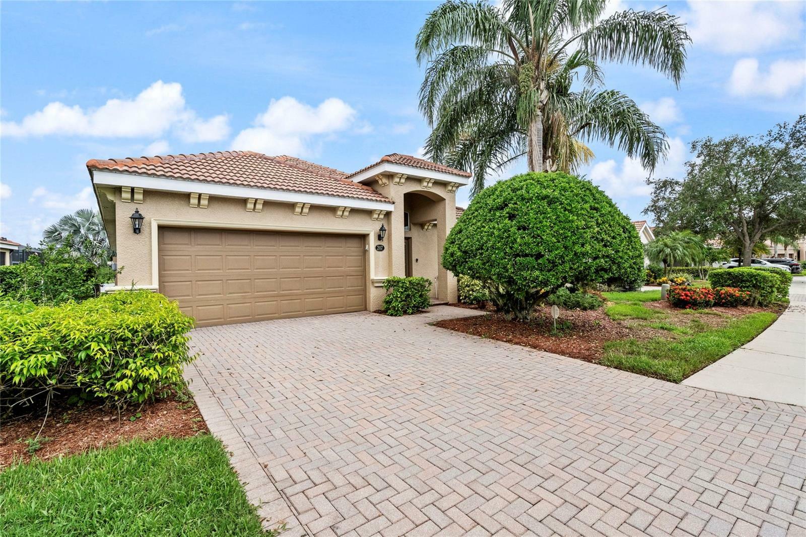 Property Photo:  207 Winding River Trail  FL 34212 