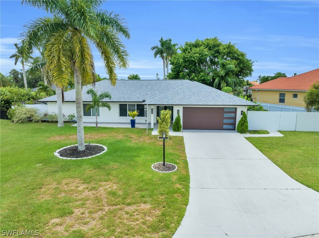 Property Photo:  1026 S Town And River Drive  FL 33919 