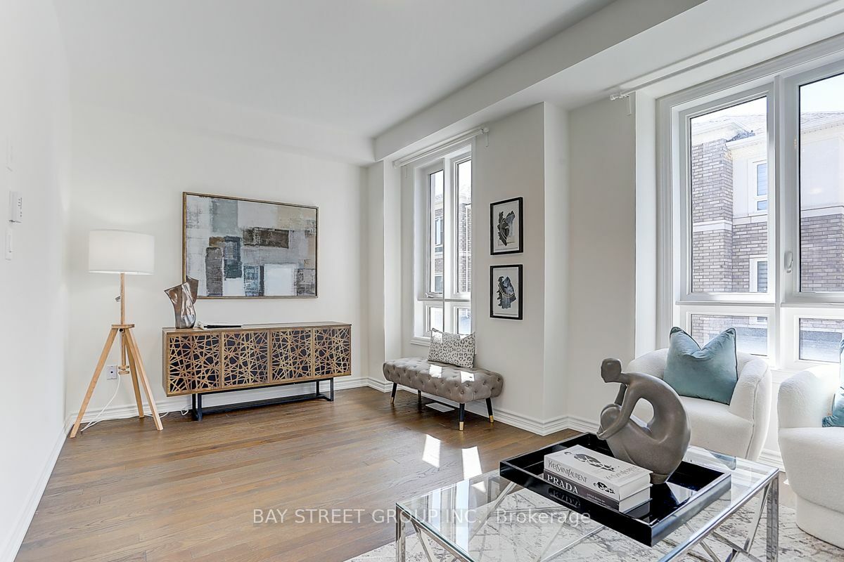 Property Photo:  76 Chicago Lane  ON L6E 0V6 