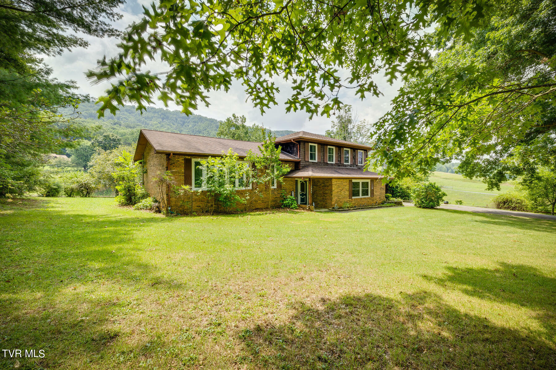 Property Photo:  1997 Goshen Valley Road  TN 37642 